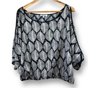 Daniel Rainn black‎ and cream feather print crop blouse size L
